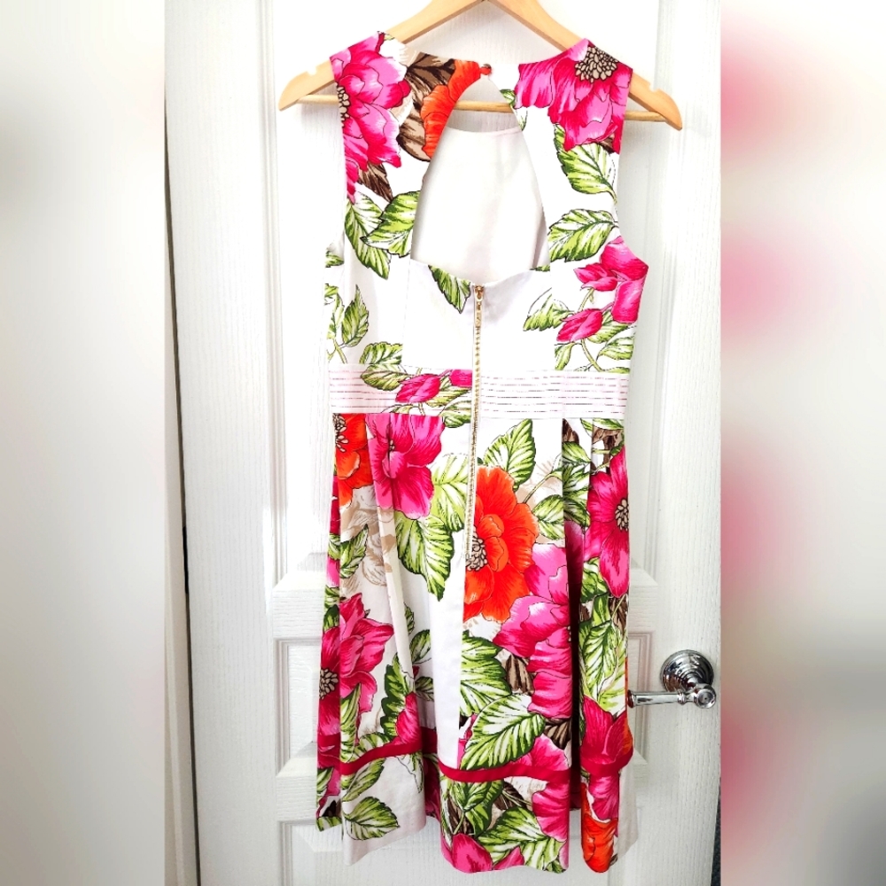 Cocktail dress, size 8, spring colors